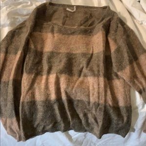 Free people sweater